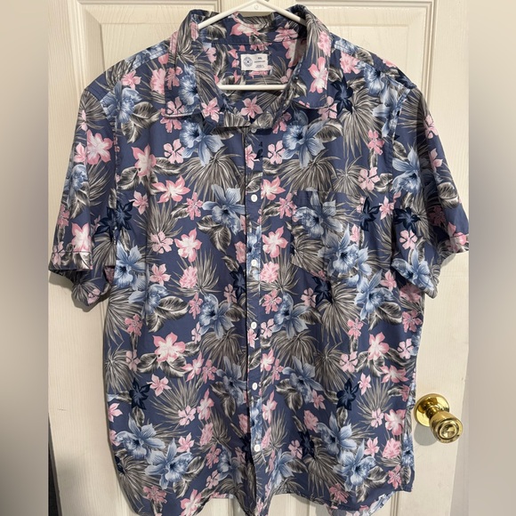 Hurley Hawaiian Print Stretch Fit Button Down‎ Shirt - Picture 1 of 4